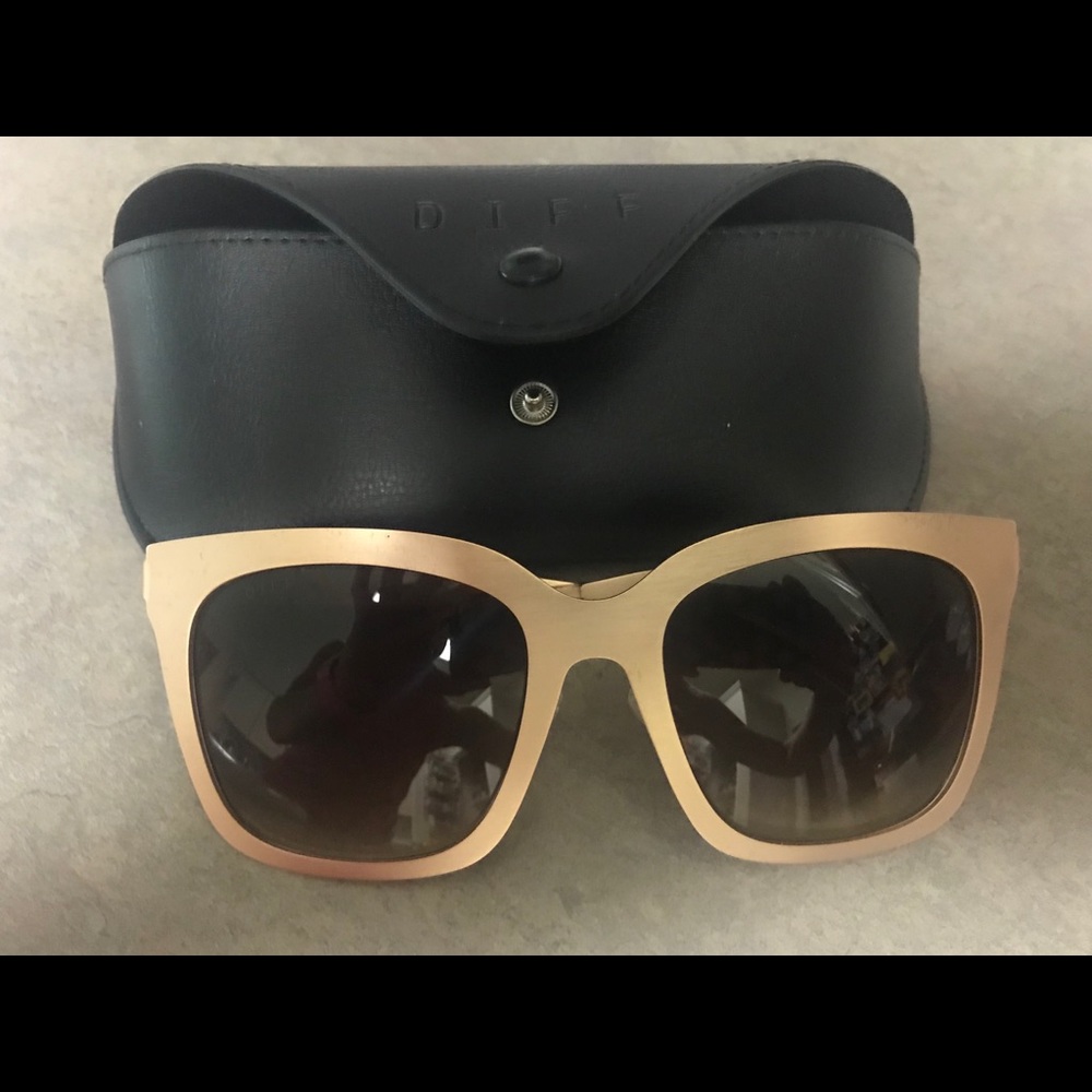 Diff sunglasses!